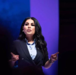 د افغان نجونو لپاره د آنلاین زده‌کړو نوې هیلې؛ آریانا سعید د پنځه زرو زده‌کوونکو لپاره تعلیمي پروګرام پیلوي