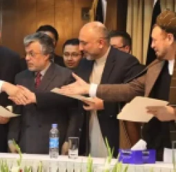 «ائتلاف همصدایی» متشکل از چهره های ناهمگون فروپاشید