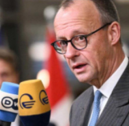 اروپايي اتحادیه اوکراین ته ۹۰ میلیارد یورو بې‌بهره پور ورکوي