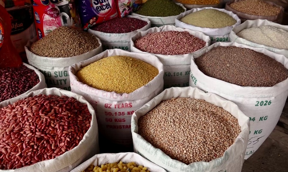 تورم ماهــانه در افغانستان؛ قیمت مواد غــذایی و غیر غــذایی افزایش یافته است