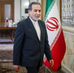 د ایران د بهرنیو چارو وزیر: فضایي پرمختګ د ایران طبيعي حق دی