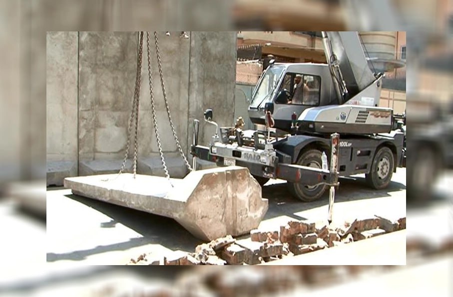 طالبان د ډاکتر عبدالله عبدالله د کور شاوخوا امنیتي موانع لرې کړي