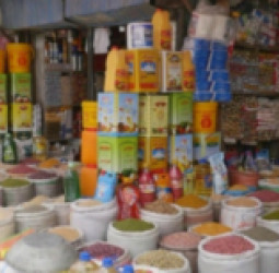 کابل – د هېواد په ګڼو ولایتونو کېد خوراکي توکو د بیو بې‌ سارې لوړېدل؛ خلک د لوږې، بې‌ کارۍ او اقتصادي فشار تر سیوري لاندې