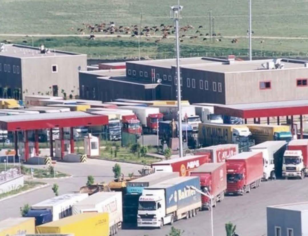 د افغانستان او ایران ترمنځ سوداګري د دوغارون له لارې له درې میلیاردو ډالرو واوښته