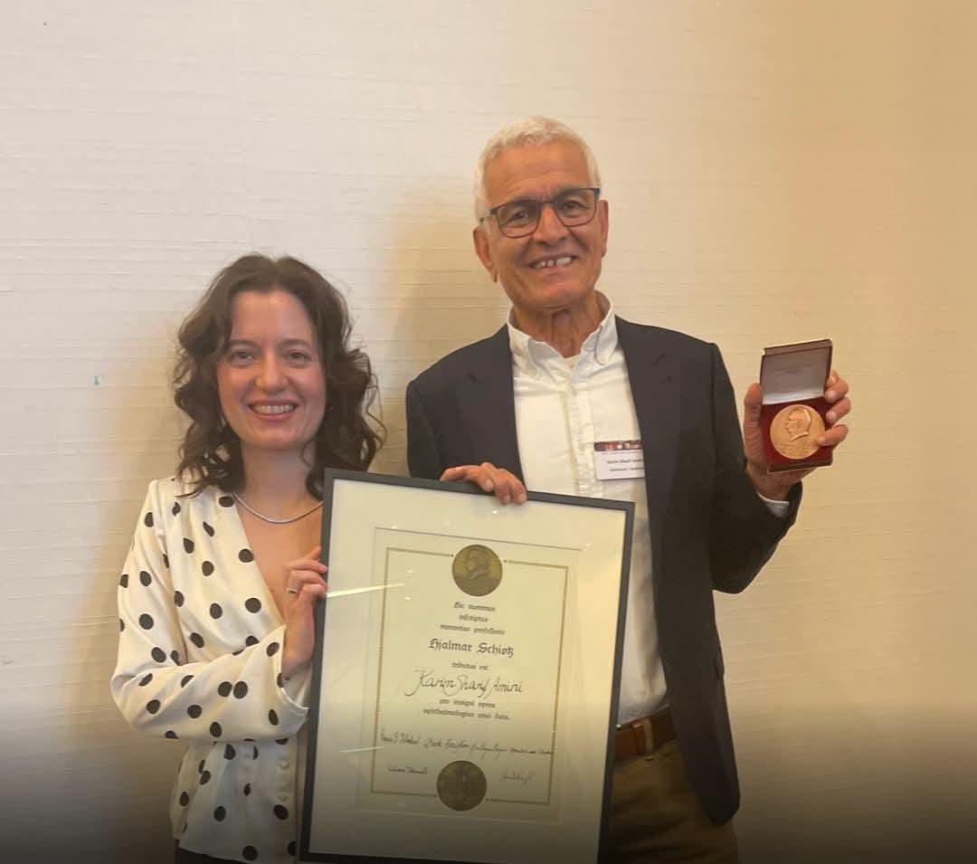 یو افغان ډاکټر په ناروې کې د سترګو درملنې تر ټولو لوړه مډال وګاټه