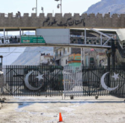 پاکستان د افغانستان ۶۵ سلنه بازار له لاسه ورکړ