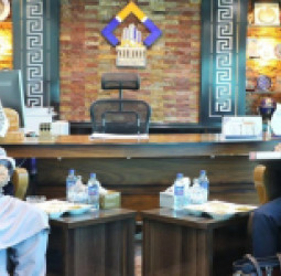 د جاپان د سفیر کتنه له مولوي نجیب‌الله حیات حقاني، د ښار جوړونې او کور جوړولو له وزیر سره