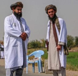 جوزجان کې د طالب چارواکو نوې هدایت؛ حکومتي کارکوونکي د «لنګي» پر اغوستو مکلف شول