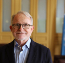 دوحه – د افغانستان د بشري حقونو په اړه د ملګرو ملتونو خبرې اترې په دوحه کې پیل کېږي