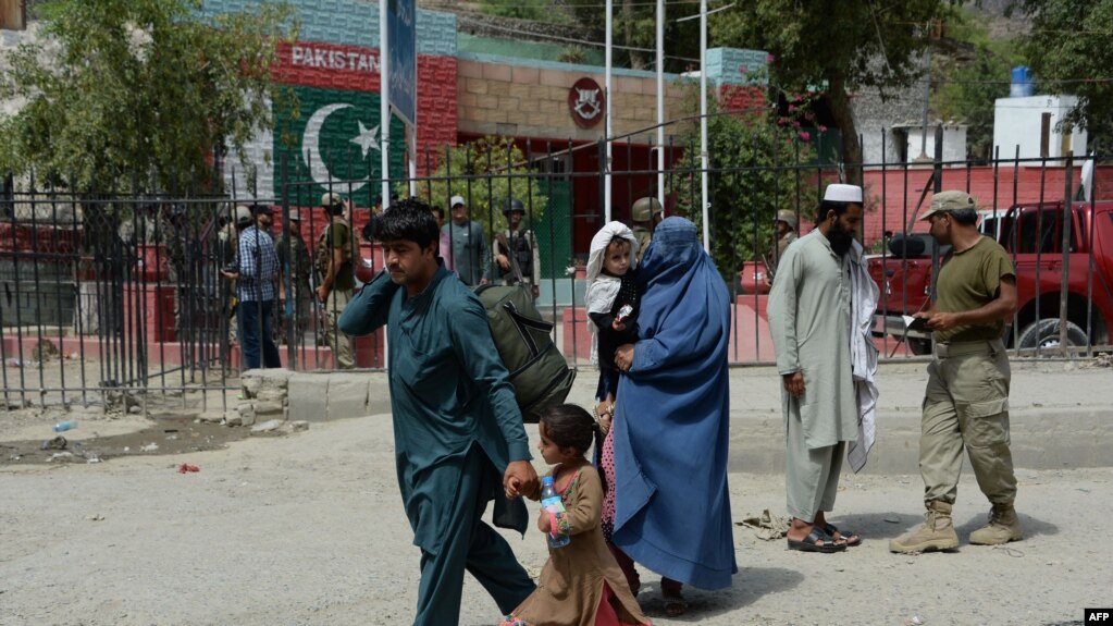 خشونت نظامیان پاکستانی علیه مهاجران افغان افزایش یافته است