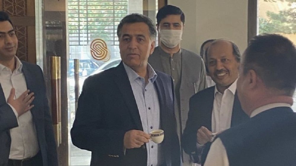 خواجه آصف: کسانی که به کابل می‌رفتند و چای می‌خوردند، مسئول وضعیت امروزند.