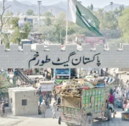 تاجران به دلیل ادامۀ تعطیلی گذرگاه های مرزی در آستانۀ ورشکستگی قرار دارند