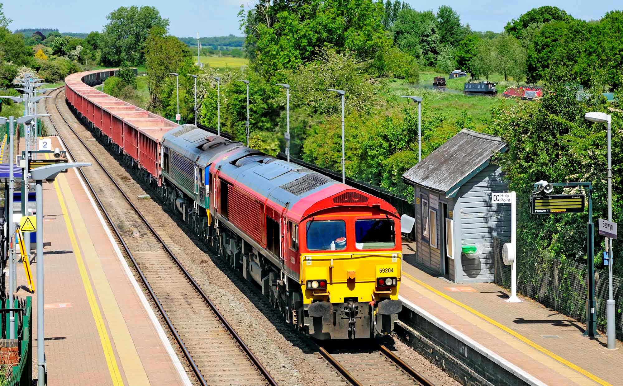 د افغانستان اسلامی امارت ، ترکيې  او ايران   ترمنځ د رېل پټلۍ درې اړخيزه هوکړه؛ د سيمې د اقتصاد نوی باب پرانيستل شو