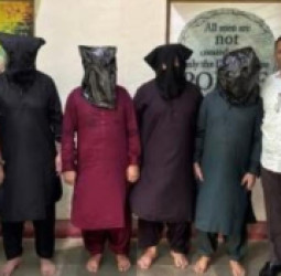 ممبۍ پولیسو شپږ افغان وګړي د جعلي هویت او بېاسناده اقامې په تور ونیول