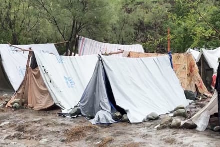 کابل — د ډیورنډ کرښې په اوږدو نښتو کې لوی بې‌ځایه کېدل؛ لسګونه زره کورنۍ له سخت بشري ناورین سره مخ