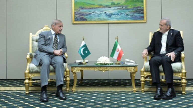 د سولې نوی باب: پاکستان د امریکا او ایران ترمنځ د کړکېچ د ختمولو لپاره تاریخي ګام اخلي