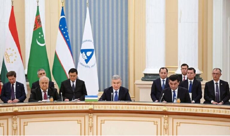 میرضیایف: د افغانستان ګډون د سیمه‌ ییزو همکاریو لپاره مهم دی