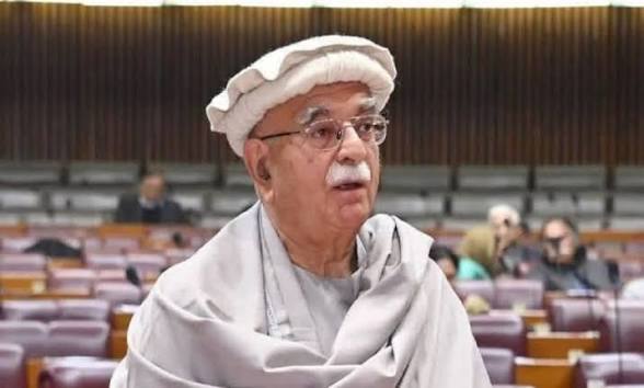 محمود خان اڅکزي: پاکستان دې له افغانستان سره له دښمنۍ لاس واخلي