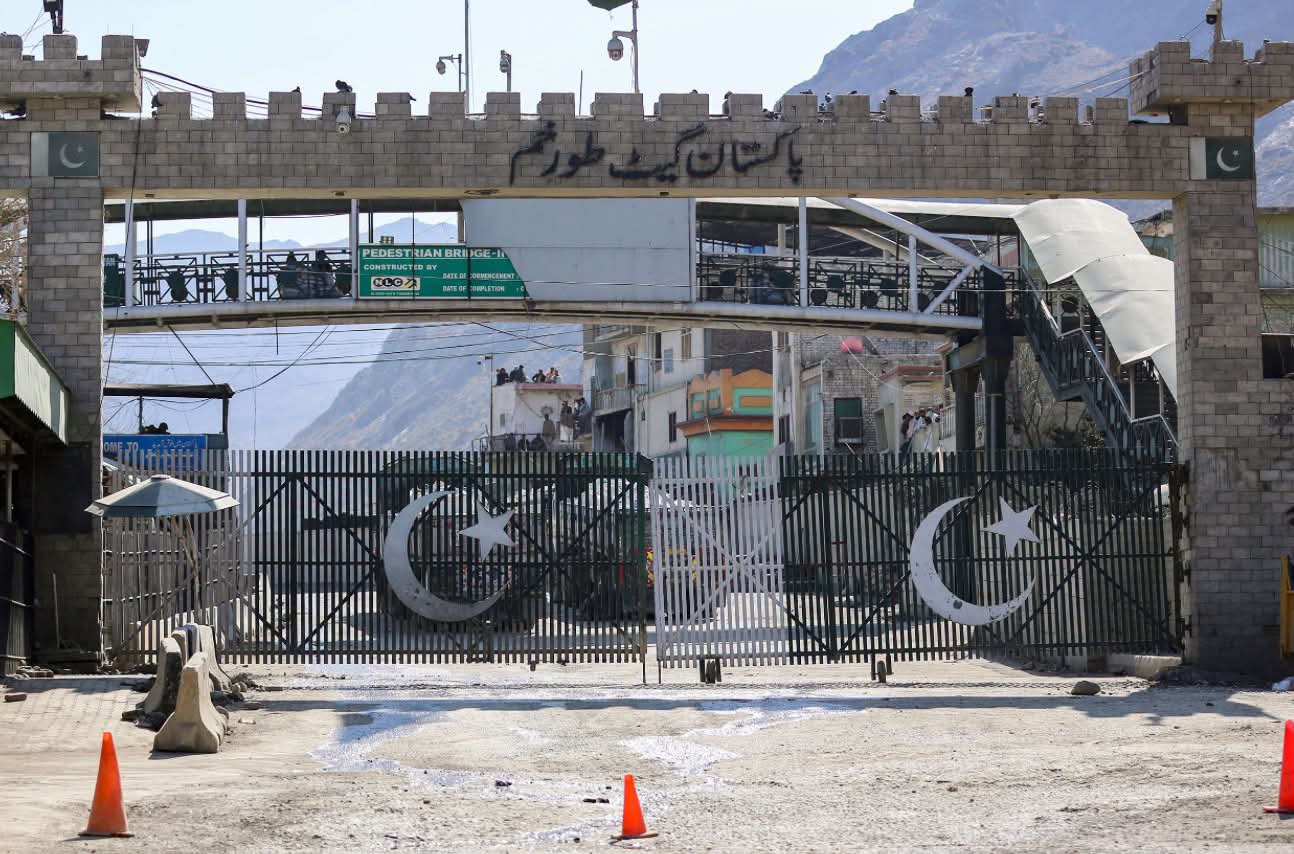 افغانستان او پاکستان : د سوداګریزو لارو د پرانیستلو هڅې؛ سوداګر د عملي ګامونو غوښتنه کوي