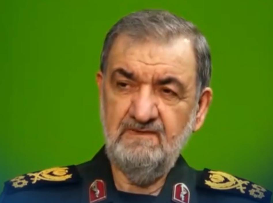 محسن رضایي: ایران اوکراین ته د ځوابي برید چمتووالی نیولی و