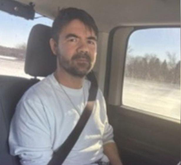 د امریکا د کډوالۍ ادارې یو افغان مهاجر په نیویارک کې ونیوه