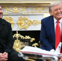 زېلینسکي: د جګړې د پای هوکړه ۹۰ سلنه چمتو ده؛ پوتین پر «بری» ټینګار کوي