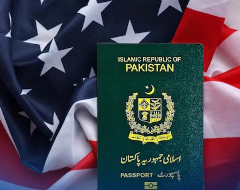 اسلام‌اباد — د امریکا سفارت: د ځینو هېوادونو، د پاکستان په ګډون، لپاره د مهاجرتي ویزو صدور ځنډول کېږي