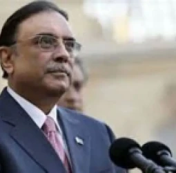 اسلام‌اباد / کابل د پاکستان ولسمشر آصف‌علي زرداري د کابل د چینایي رستورانت خونړۍ چاودنه وغندله؛ طالبان یې د ترهګرۍ پر وړاندې په ناکامۍ تورن کړل