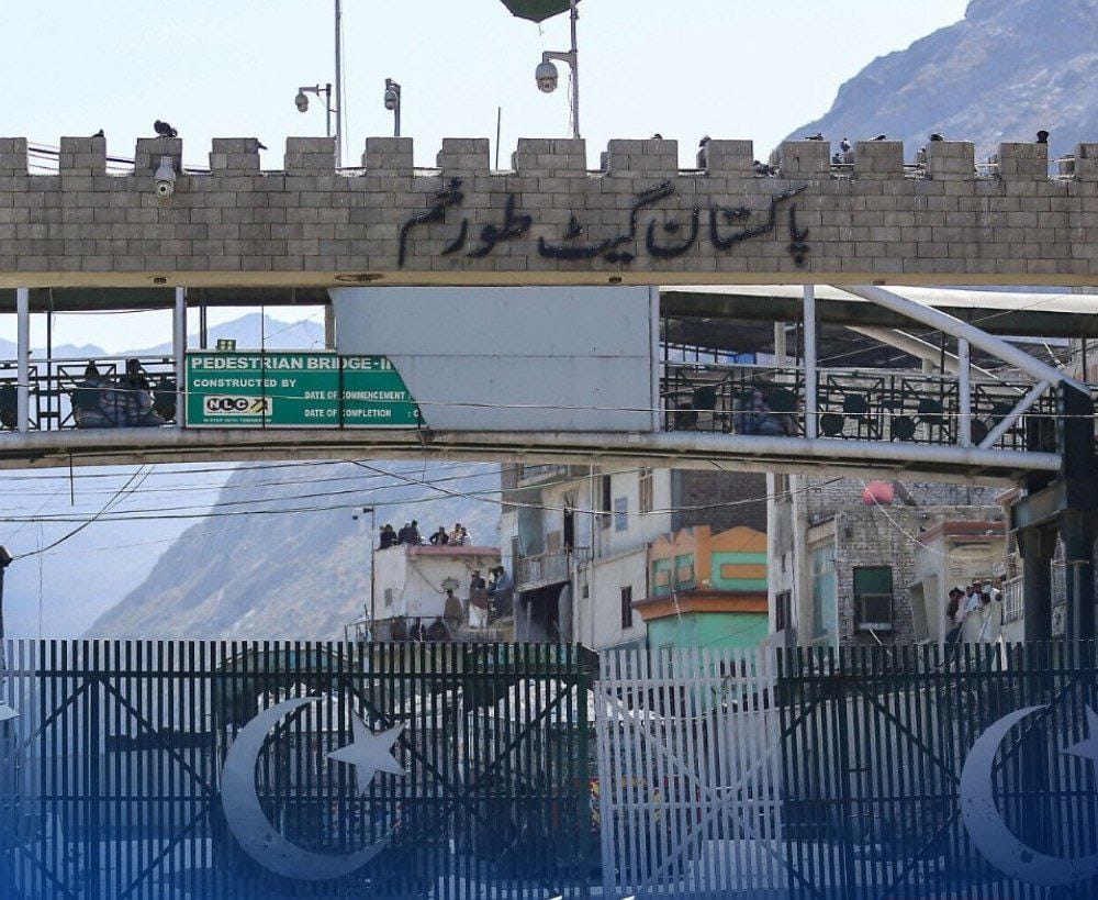 پېښورــ د سرحدونو تړل کېدو دروند تاوان؛ د افغانستان–پاکستان د لارو بندښت خیبرپښتونخوا ته نږدې ۴ میلیارد روپۍ زیان اړولی