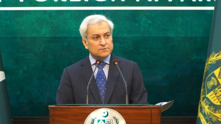 پاکستان: که له افغان خاورې بریدونه دوام وکړي، بیا به پوځي اقدام وکړو