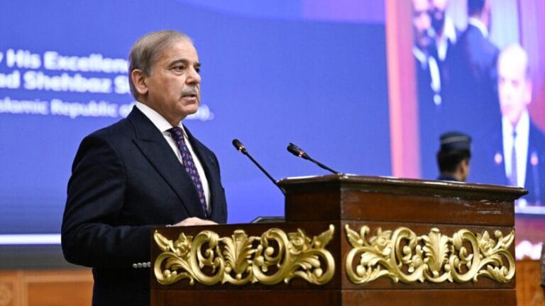 شهباز شریف: وسله‌ والې ډلې له افغانستانه بلوچستان او خیبرپښتونخوا ته اوړي
