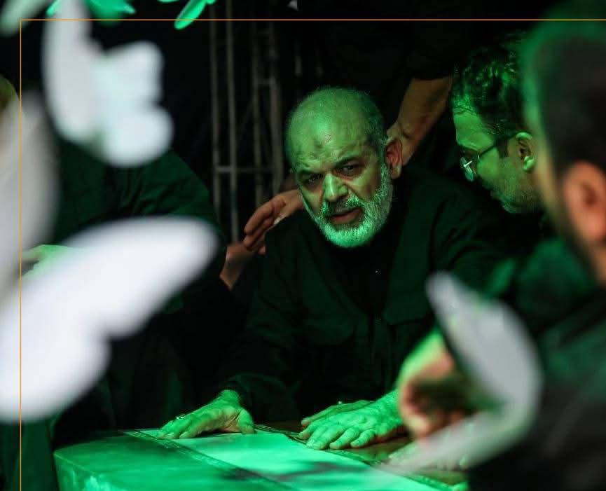 د سپاه پاسداران قوماندان احمد وحیدي د خامنه‌یي د جنازې په مراسمو کې راڅرګند شو
