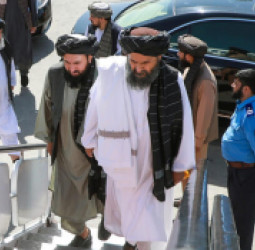 سوداګرۍ: د ایران او افغانستان د سوداګرۍ نوی فصل؛ ګډ سوداګریز پلاوی کابل ته ورسېد