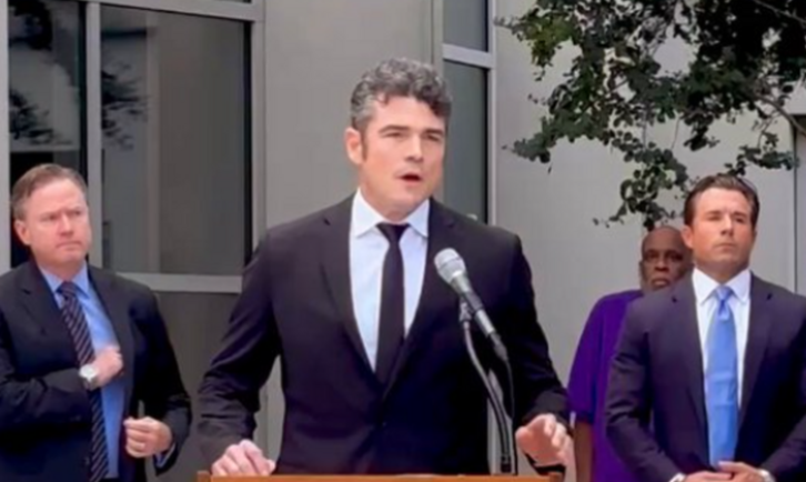 کناره‌گیری رییس مرکز مبارزه با تروریزم آمریکا و تشدید تنش‌ها میان آمریکا، اسرائیل و ایران