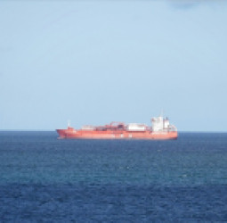 سنتکام: حمله هوایی آمریکا به پایگاه‌های موشکی ایران در سواحل تنگه هرمز