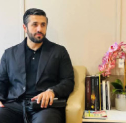 حکمتیار: هشدار ترامپ و حملات هوایی پاکستان به کابل می‌تواند بهانۀ برای تغییر نظام در افغانستان باشد