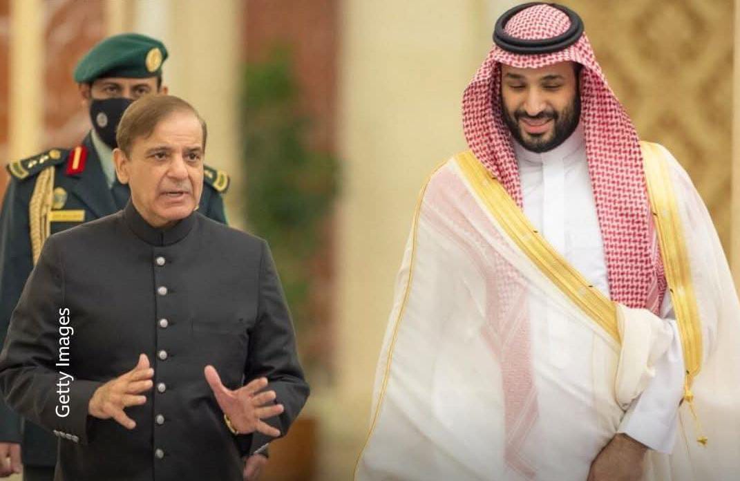 د پاکستان لومړی وزير سعودي عربستان ته ځي؛ د سيمې پر کړکېچ او امنيتي وضعيت به خبرې وکړي