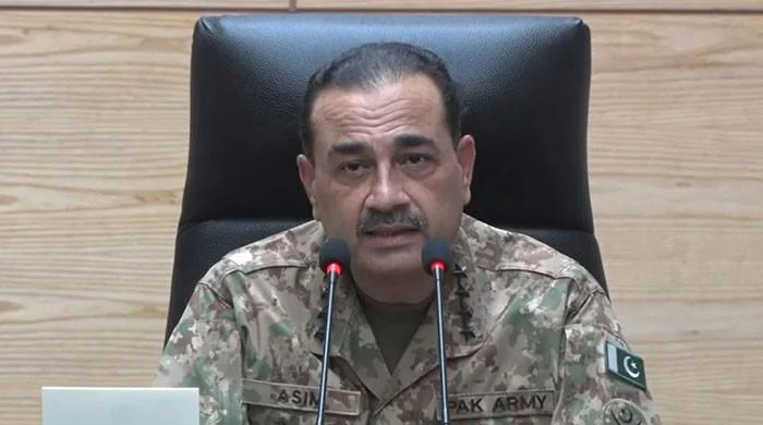 د پاکستان د پوځ مشر:   په افغانستان کې د وسله‌والو خوندي پټنځایونه په ګواښ بدل شوي دي