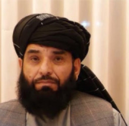 سهیل شاهین: اسلامي امارت غواړي د افغانستان د ګټو لپاره په ټولو سیمه‌ ییزو غونډو کې ګډون وکړي
