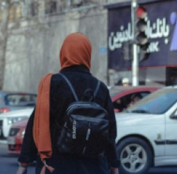 په ایران کې مېشت میلیونونه افغان کډوال د جګړې د ناڅرګندو قربانیانو په توګه یاد شول
