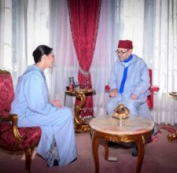 مراکش : فاطمه‌الزهرا المنصوري د مراکش لومړۍ ښځینه لومړۍ وزیره شوه