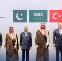 مکې دفاعي غونډه : سعودي، پاکستان او ترکیې د مکې دفاعي ایتلاف بېړنۍ غونډه وکړه